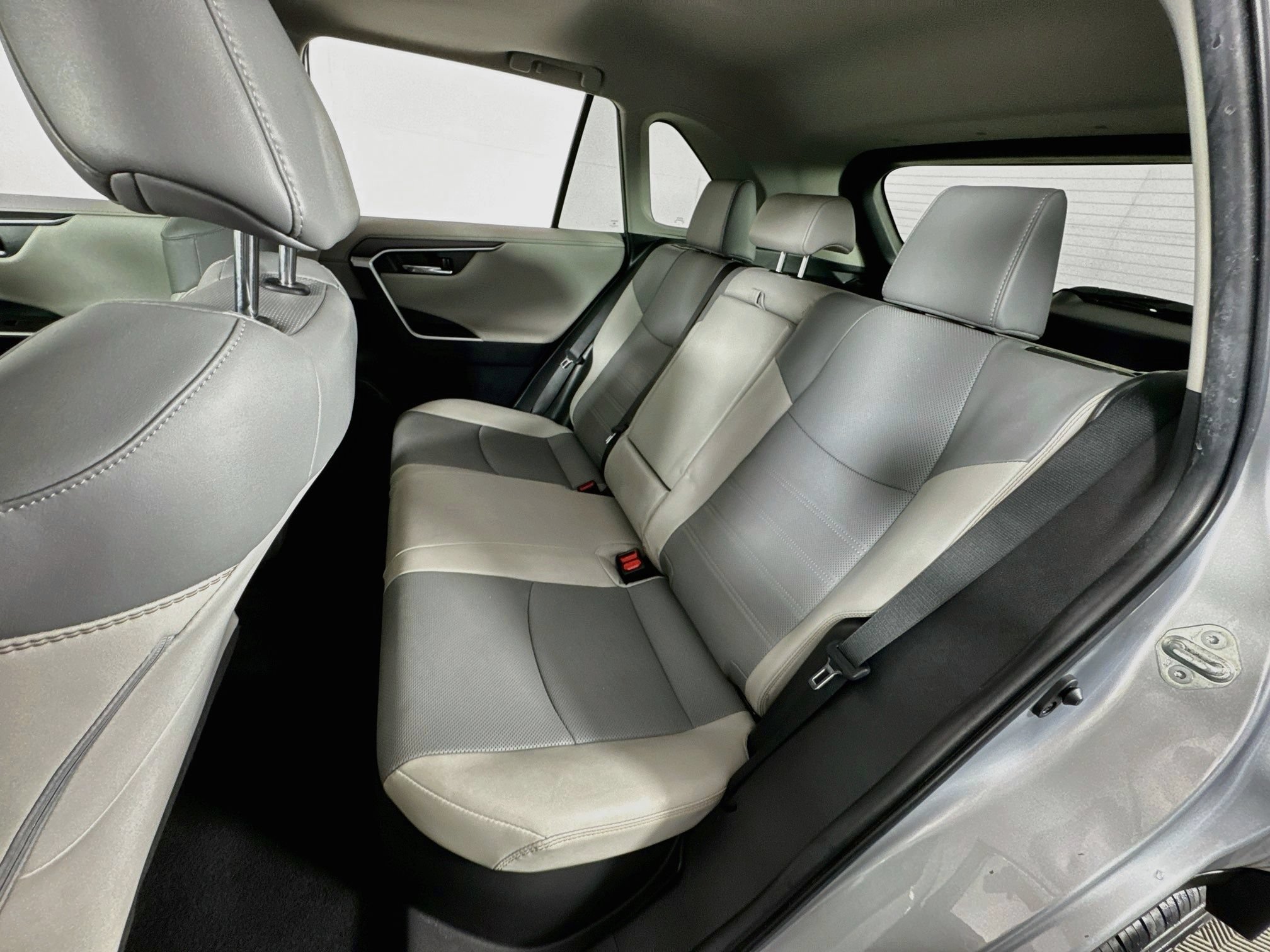 Certified 2024 Toyota RAV4 Limited AWD/4WD image 17