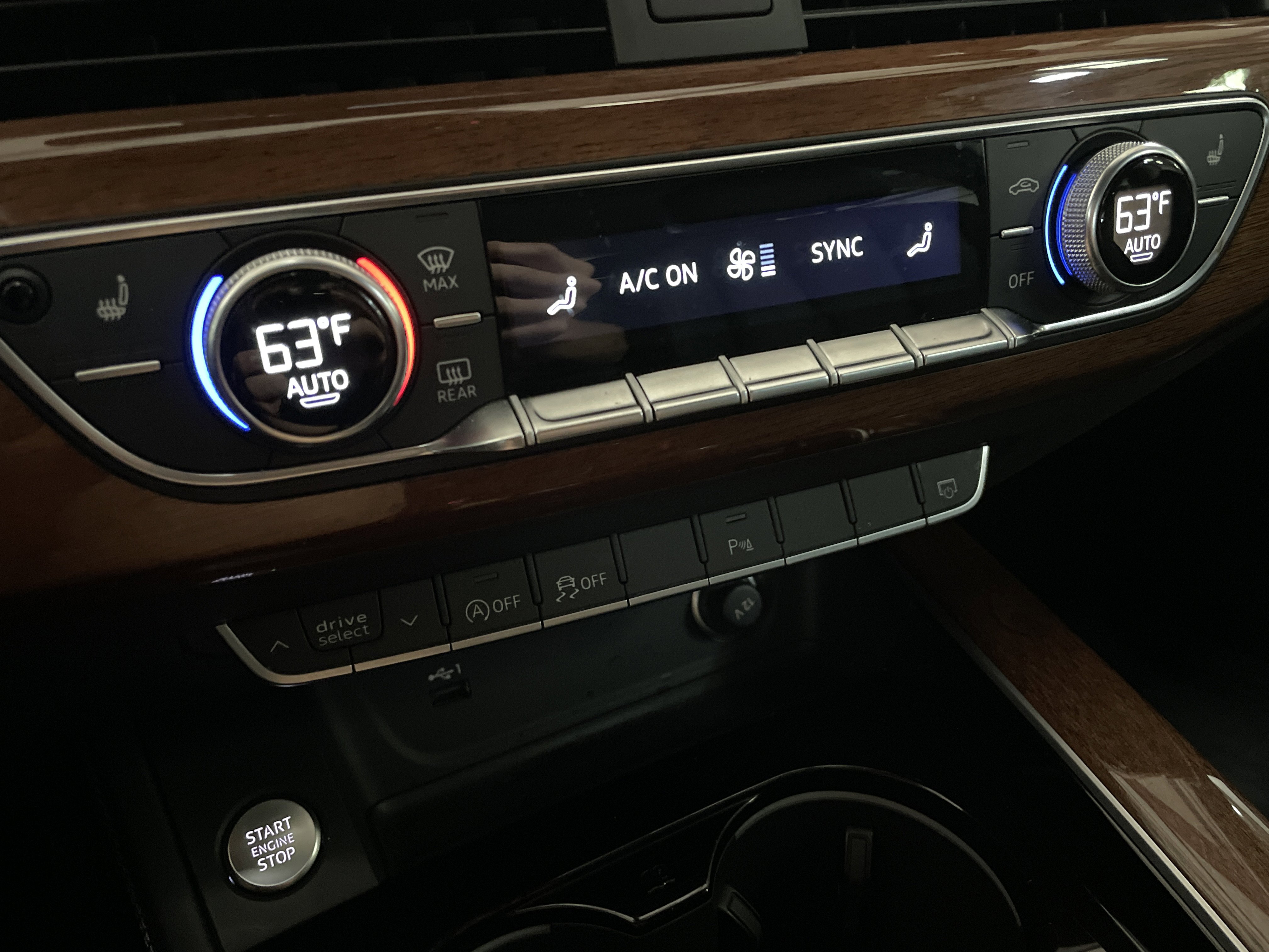 Used 2022 Audi A5 2.0T Premium Plus w/ Premium Plus image 18