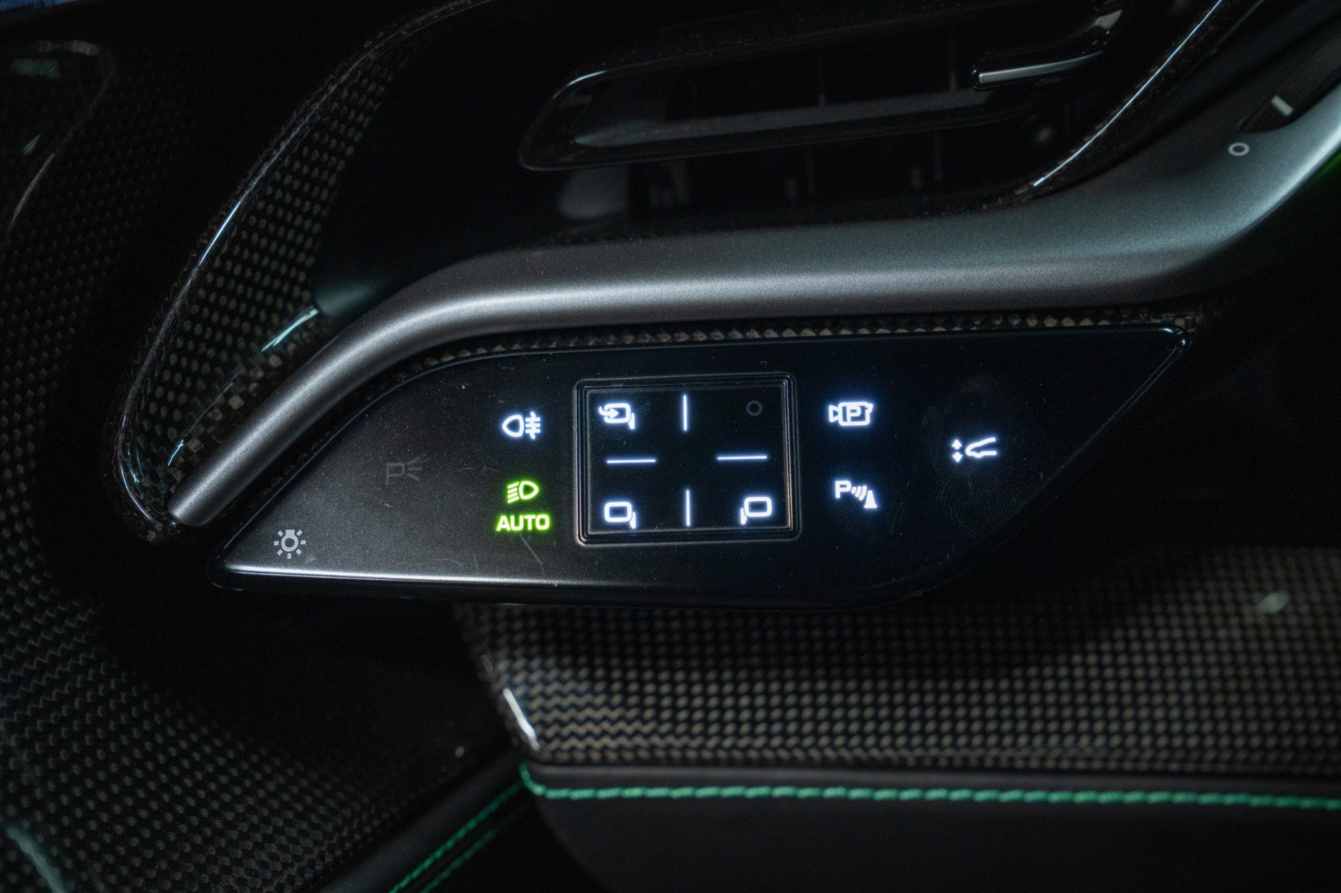 Used 2023 Ferrari SF90 Stradale image 22