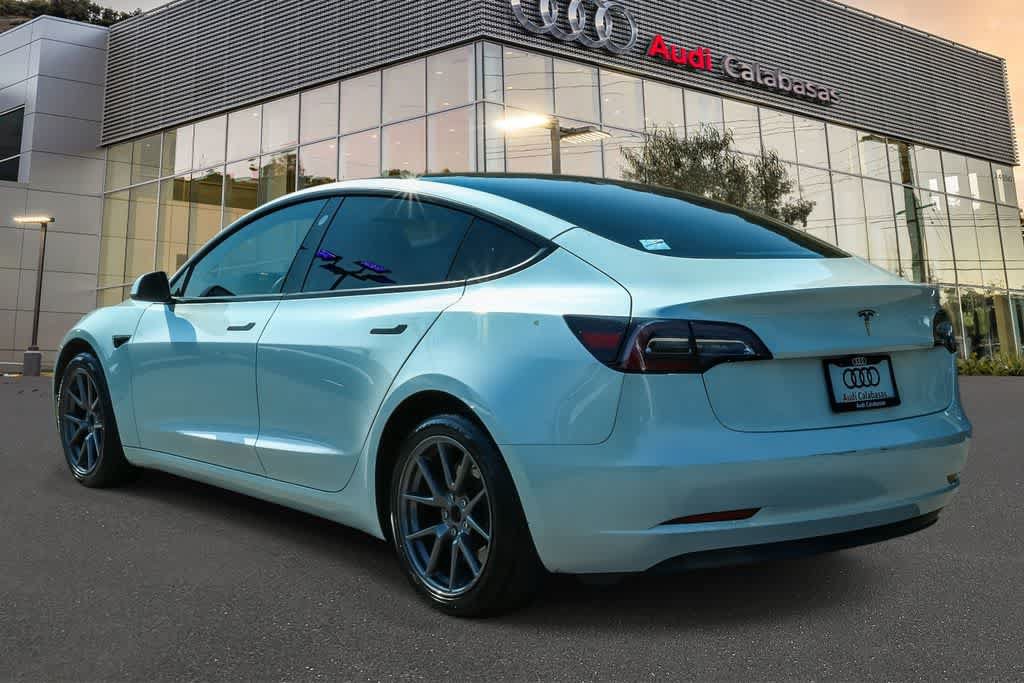 Used 2023 Tesla Model 3 Standard Range RWD image 2