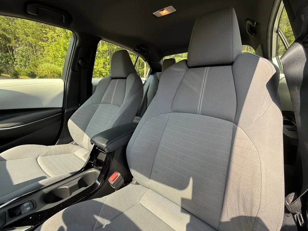 Used 2020 Toyota Corolla SE FWD image 21