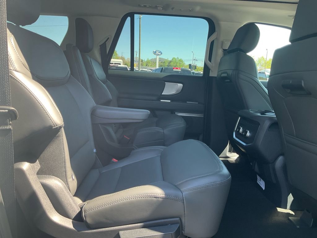 New 2026 Ford Expedition Max Active image 13