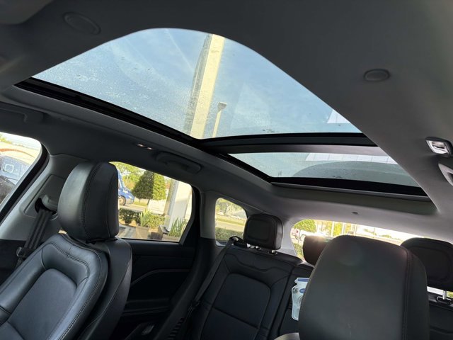 Certified 2022 Lincoln Corsair FWD w/ Premium Package image 31