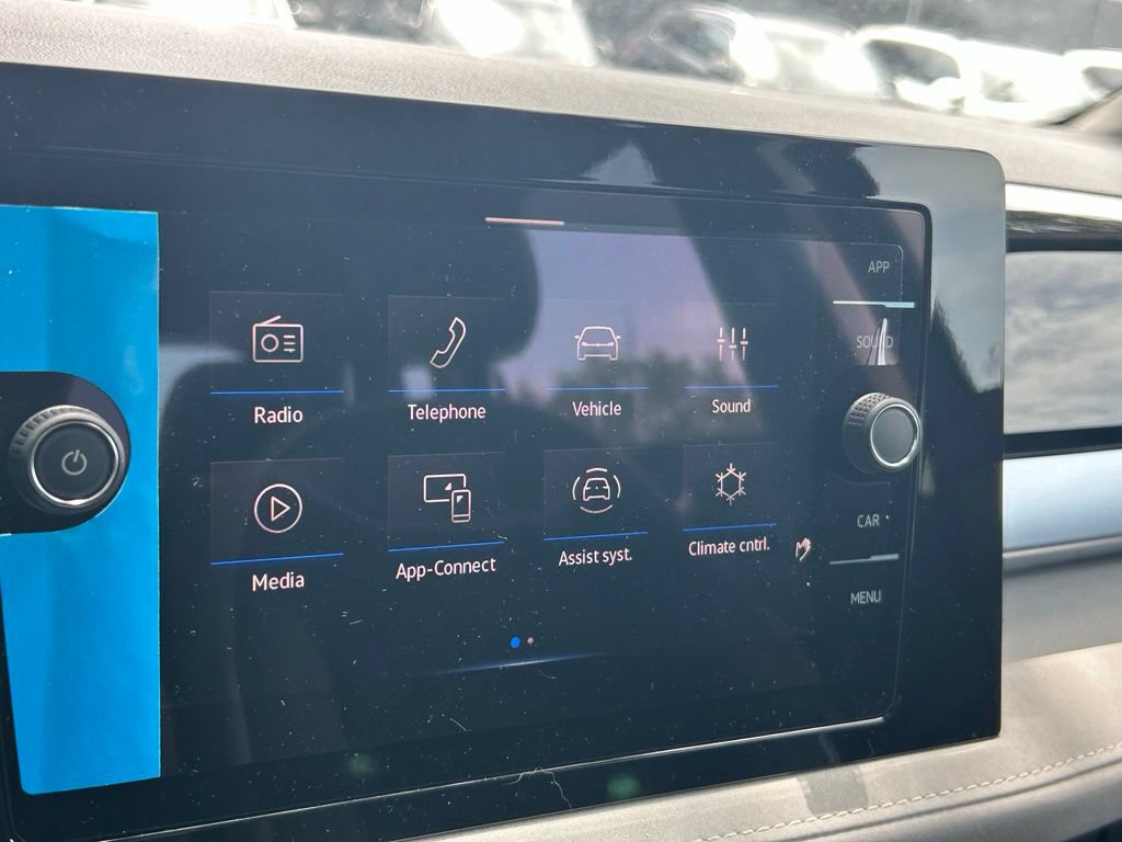 New 2026 Volkswagen Taos SE FWD image 15