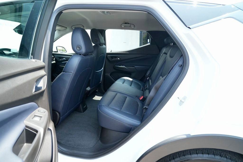 Used 2022 Chevrolet Bolt EUV Premier image 18