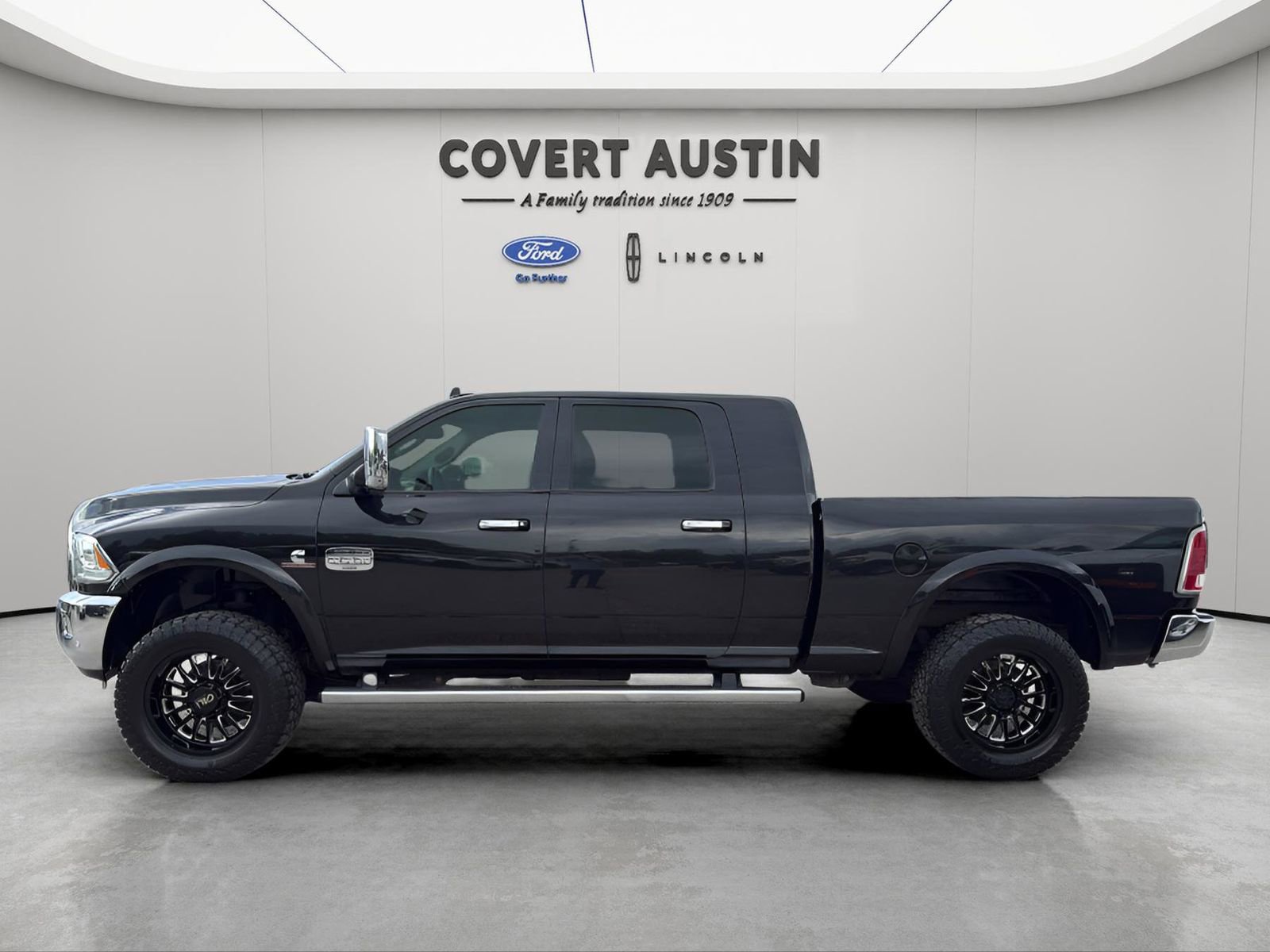 Used 2016 RAM 2500 Longhorn w/ Convenience Group AWD/4WD image 2