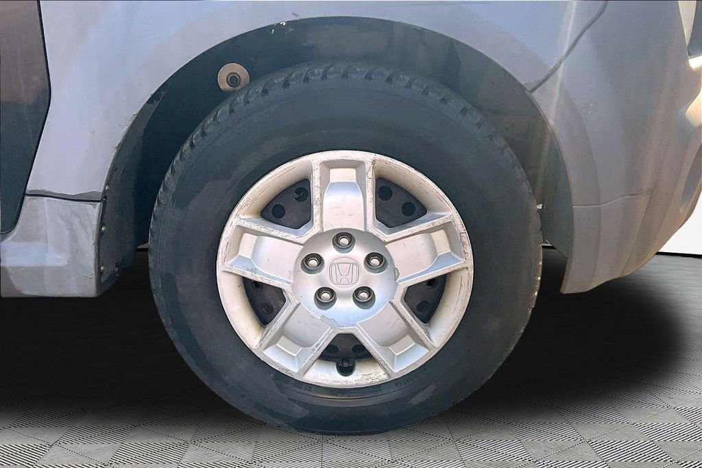 Used 2005 Honda Element LX image 26