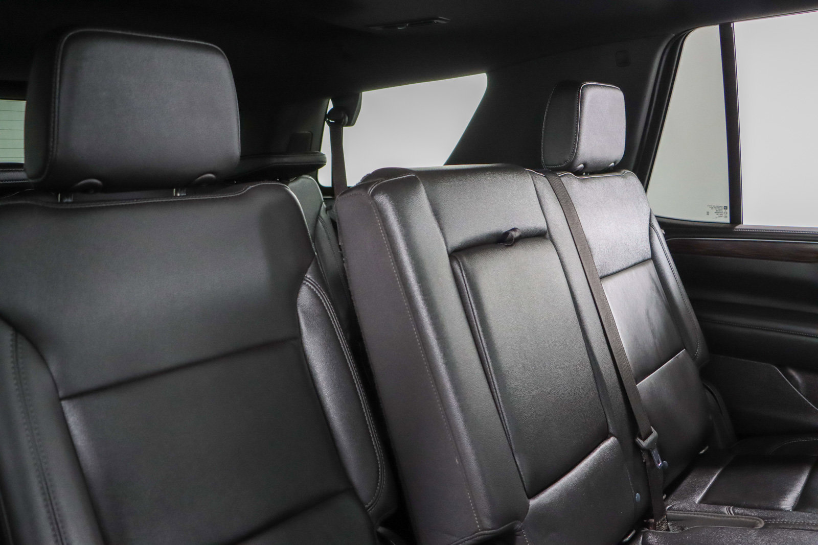 Used 2021 Chevrolet Tahoe LT w/ Rear Media and Nav Package AWD/4WD image 33