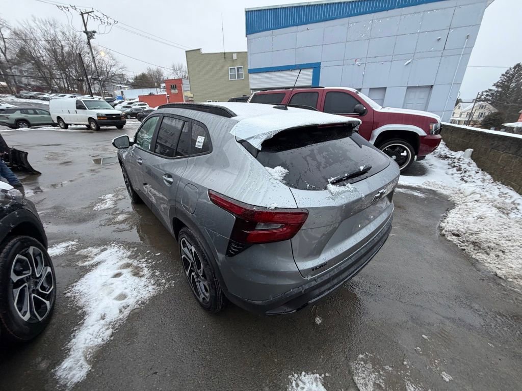 New 2026 Chevrolet Trax RS image 3