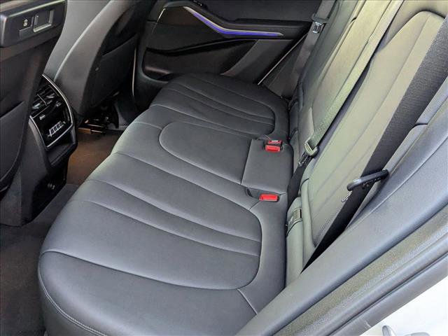 Used 2022 BMW X5 sDrive40i w/ Parking Assistance Package image 20