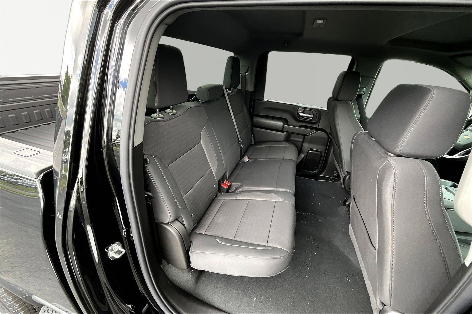 New 2026 Chevrolet Silverado 2500 Custom w/ Custom Value Package AWD/4WD image 11