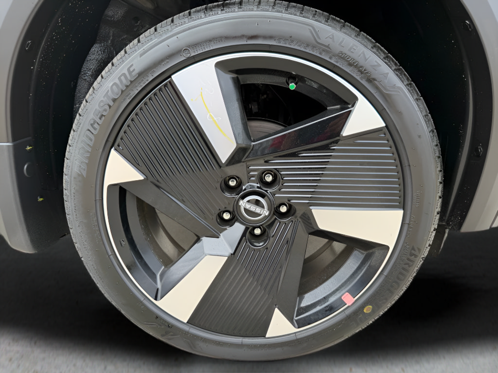 New 2026 Nissan Kicks SR w/ Cold Weather Package FWD image 26