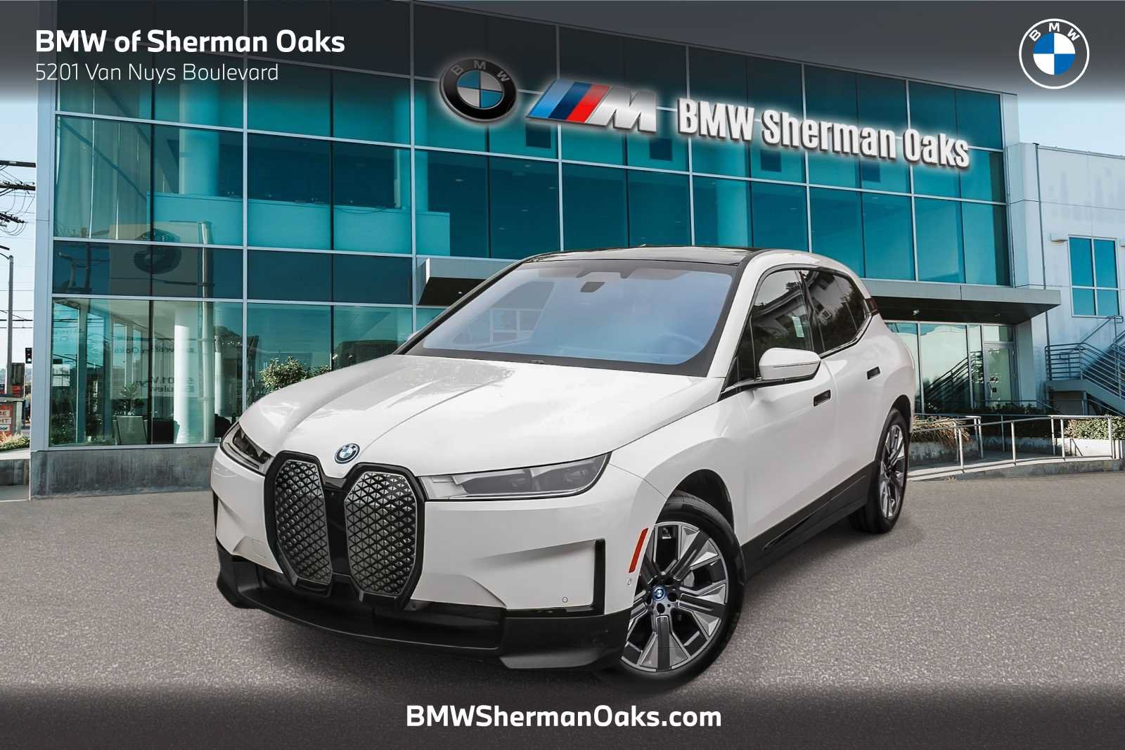 Certified 2023 BMW iX xDrive50 w/ Convenience Package AWD/4WD video 1