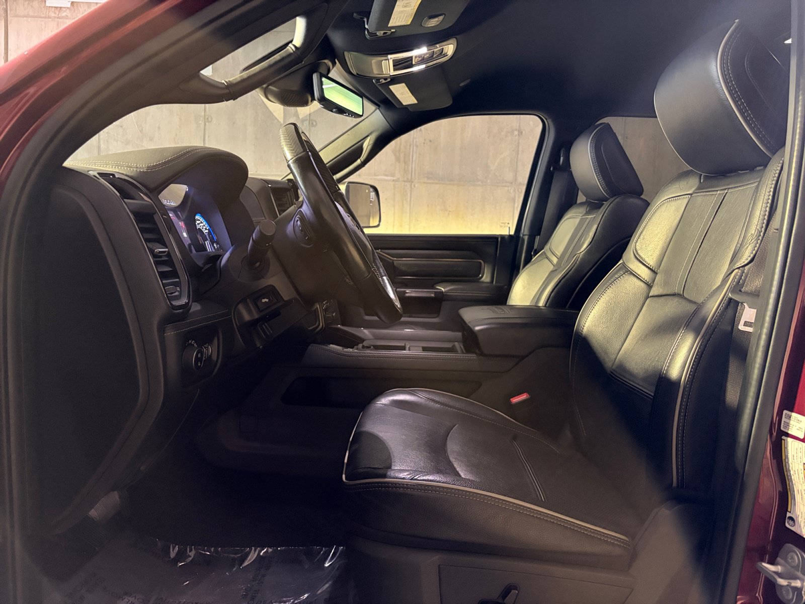 Used 2022 RAM 3500 Limited w/ Safety Group AWD/4WD image 4
