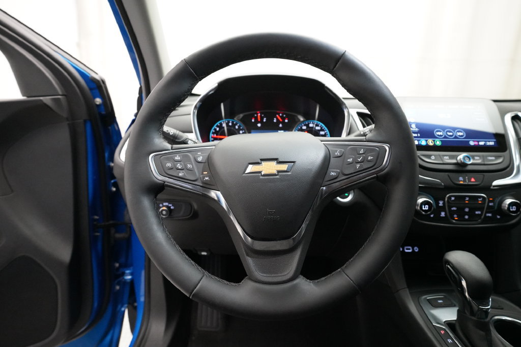 Used 2024 Chevrolet Equinox LT AWD/4WD image 4