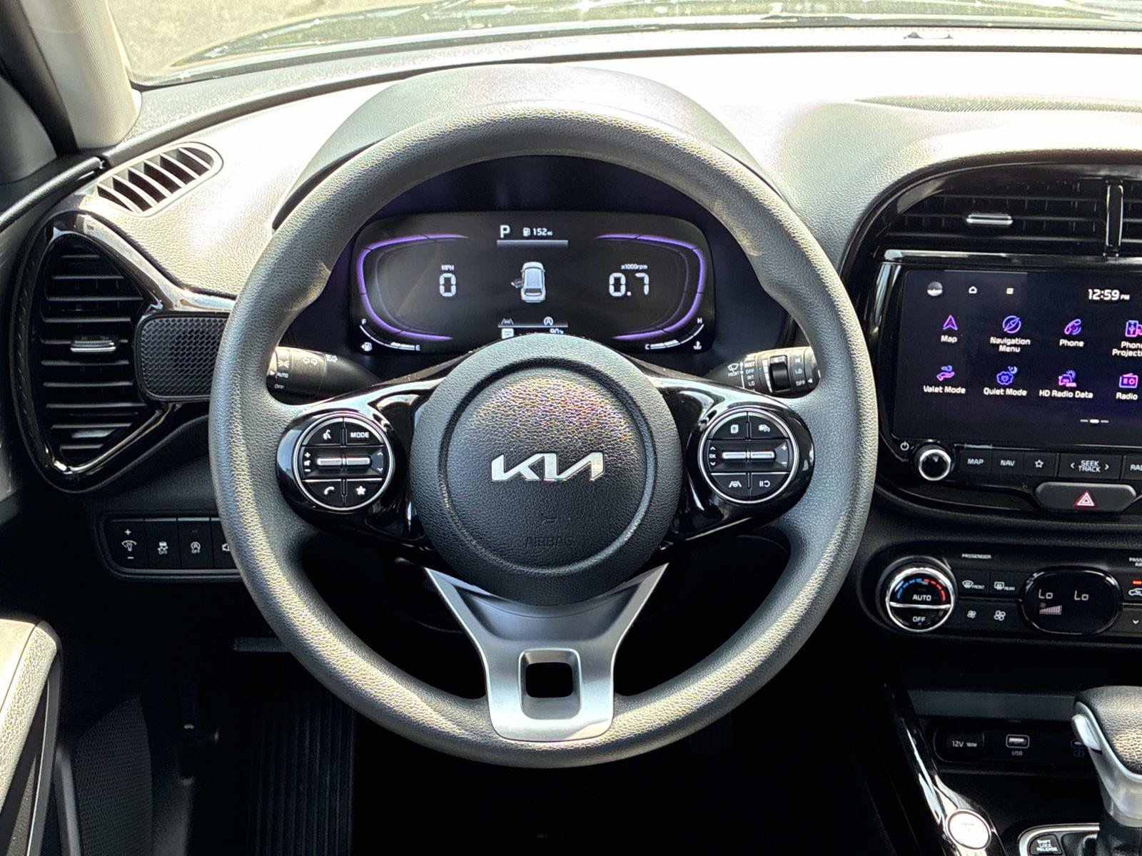Used 2025 Kia Soul S FWD image 16