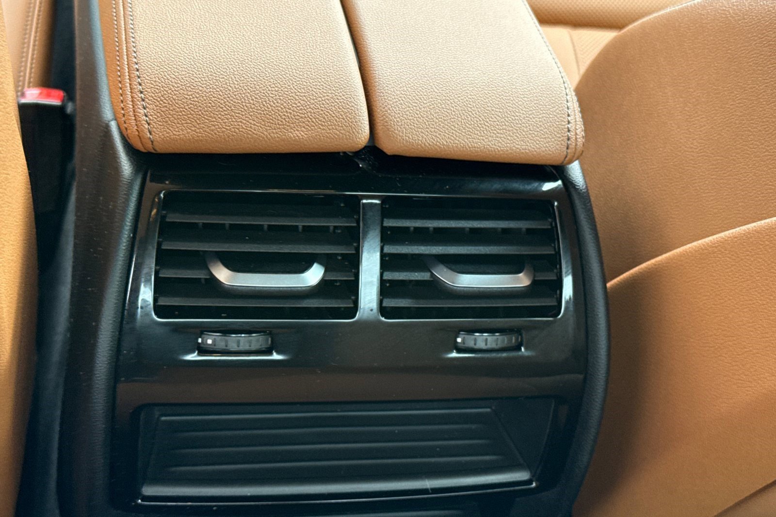 Certified 2023 BMW 540i w/ Premium Package image 16