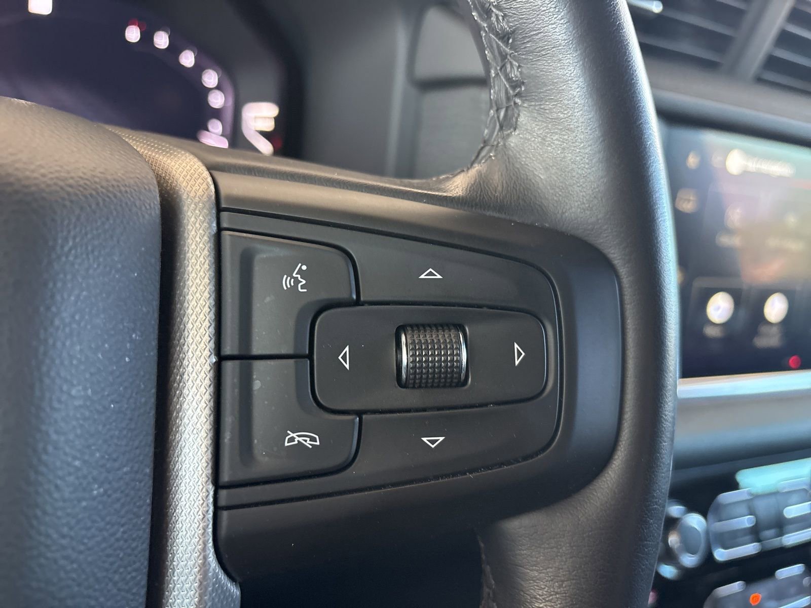 Certified 2023 GMC Yukon XL Denali w/ Advanced Technology Package image 37