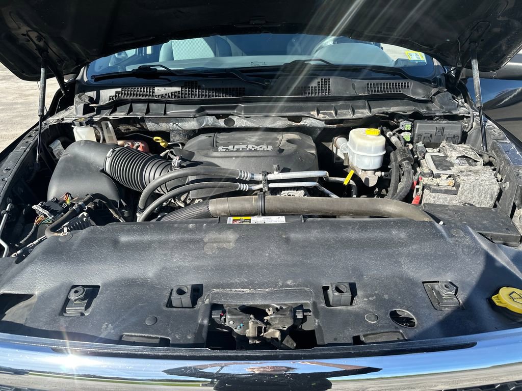 Used 2018 RAM 2500 Tradesman w/ Chrome Appearance Group AWD/4WD image 12