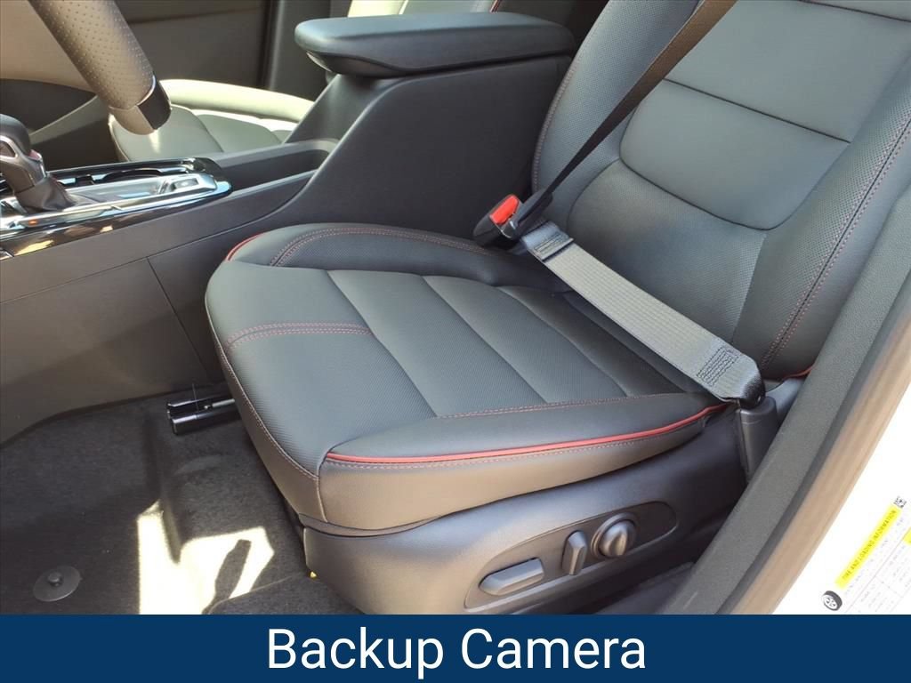 New 2026 Chevrolet TrailBlazer RS w/ Convenience Package FWD image 17
