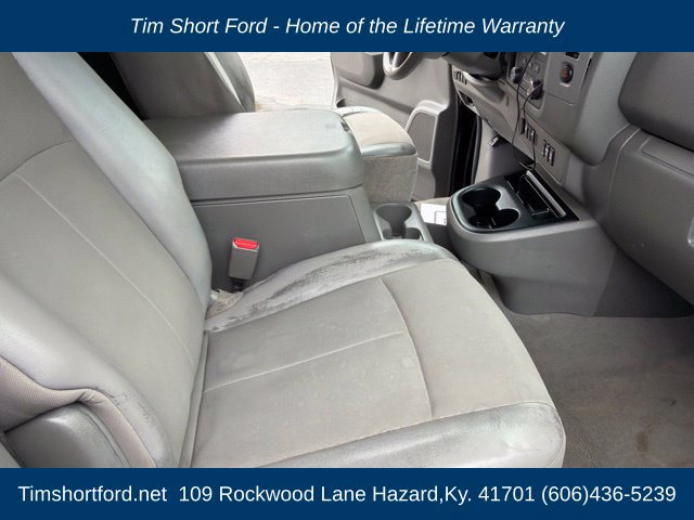 Used 2016 Nissan NV 3500 SV RWD image 24