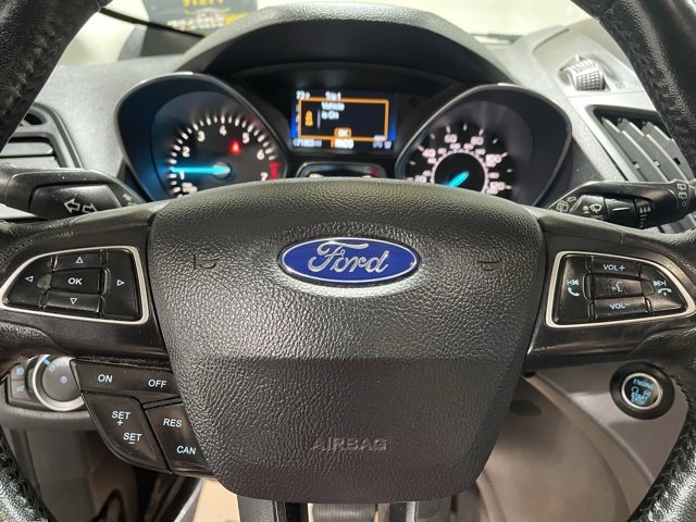 Used 2019 Ford Escape SEL image 11