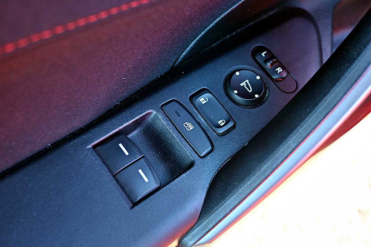 Used 2018 Honda Civic Si image 14