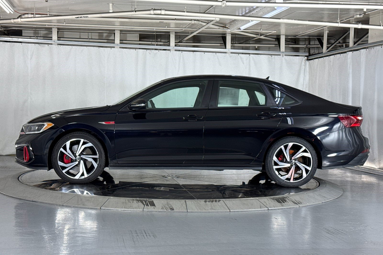 Used 2022 Volkswagen Jetta GLI Autobahn FWD image 2