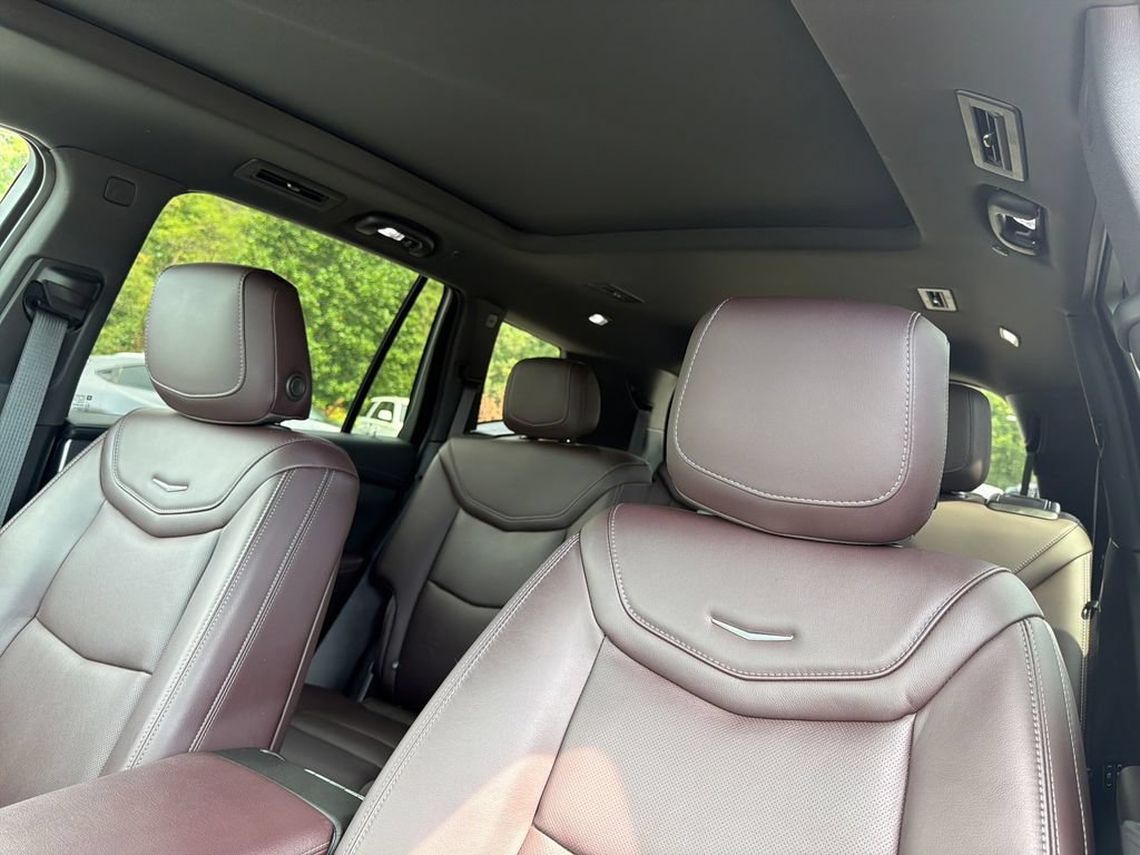 Certified 2024 Cadillac XT6 Premium Luxury AWD/4WD image 3