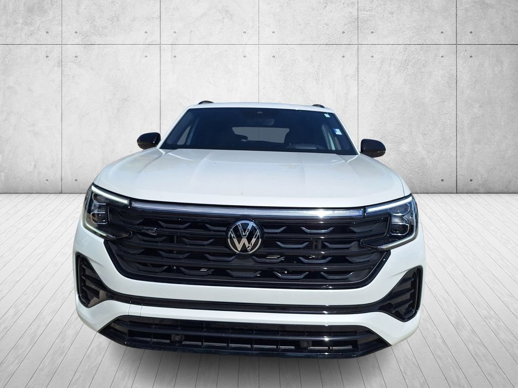 Used 2025 Volkswagen Atlas Cross Sport SEL R-Line image 7