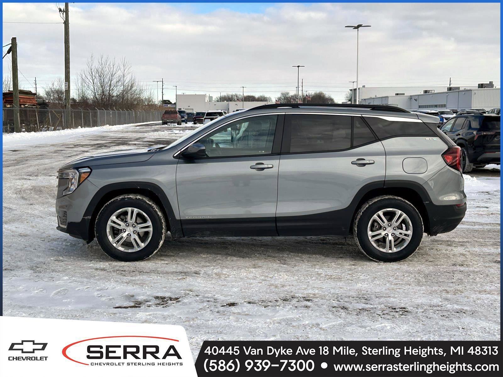 Certified 2023 GMC Terrain SLE w/ Driver Convenience Package image 2