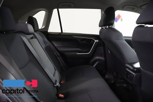 Certified 2024 Toyota RAV4 LE AWD/4WD image 27