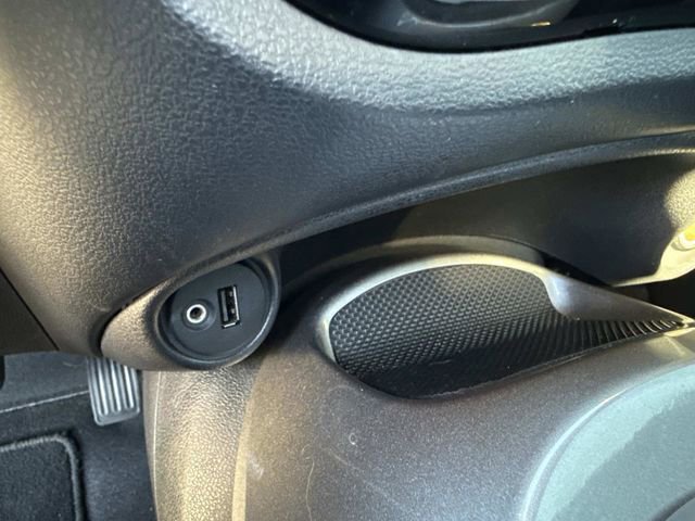 Used 2016 Nissan Juke SL image 30