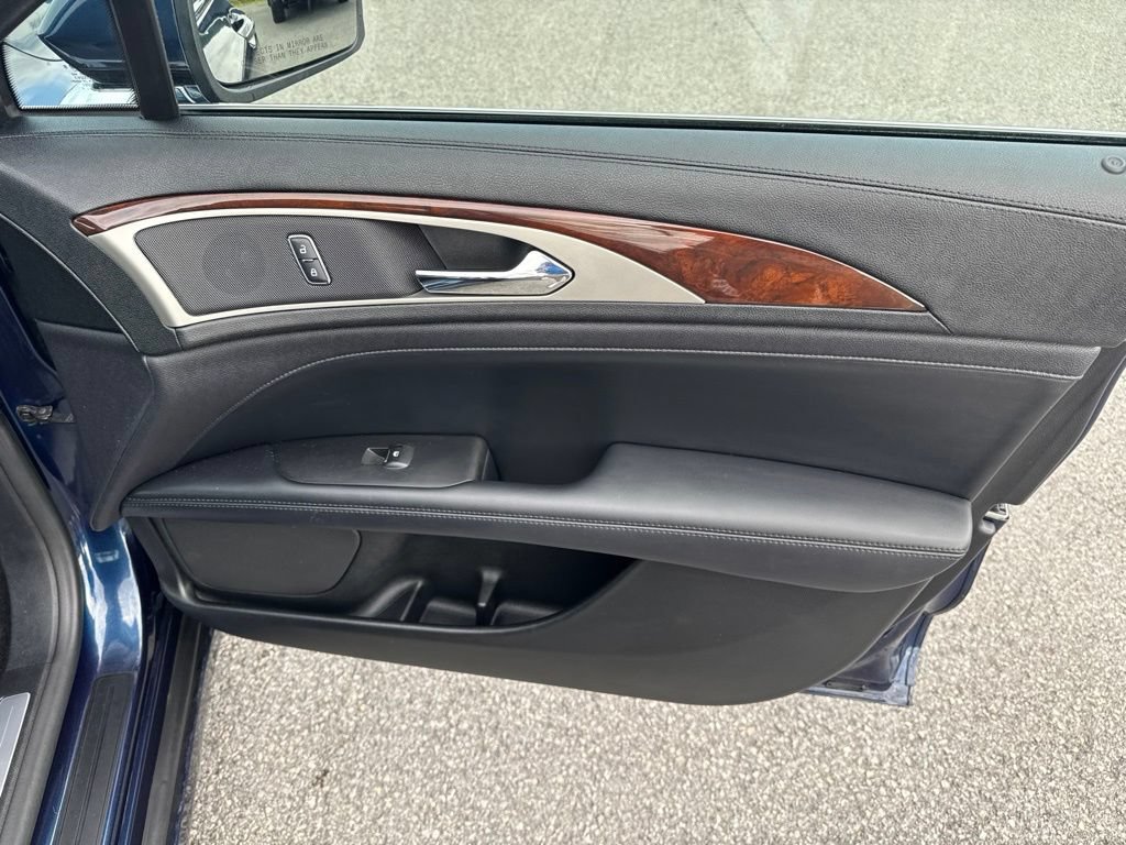Used 2017 Lincoln MKZ Reserve w/ Technology Package FWD image 22