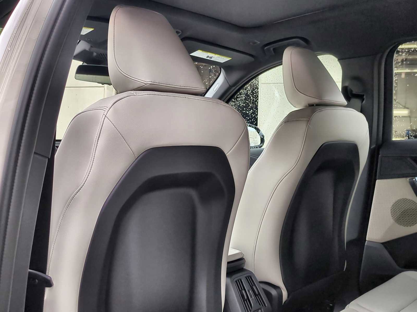 Used 2026 BMW X1 xDrive28i w/ Technology Package image 18