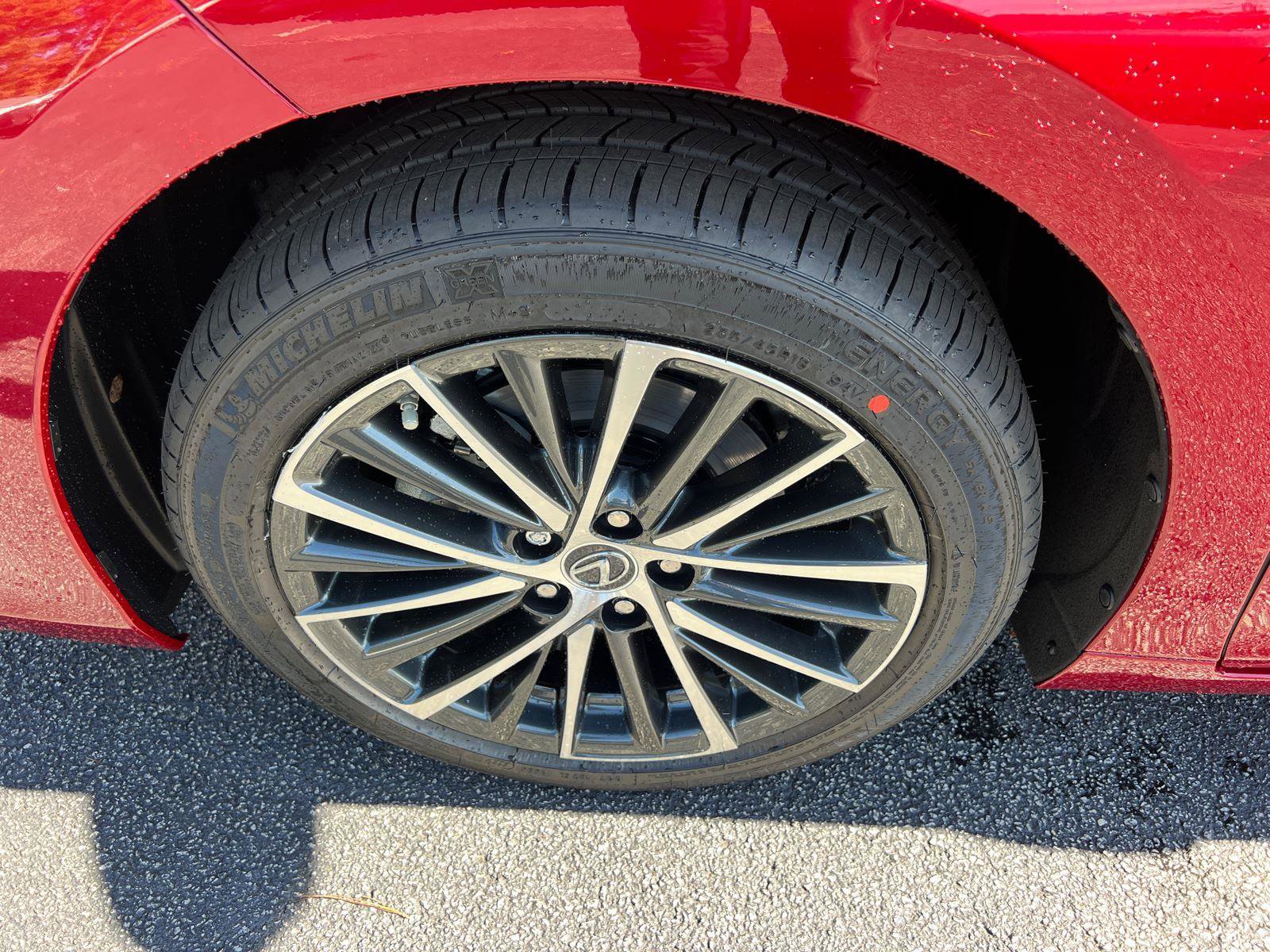 New 2025 Lexus ES 350 w/ Premium Package image 12