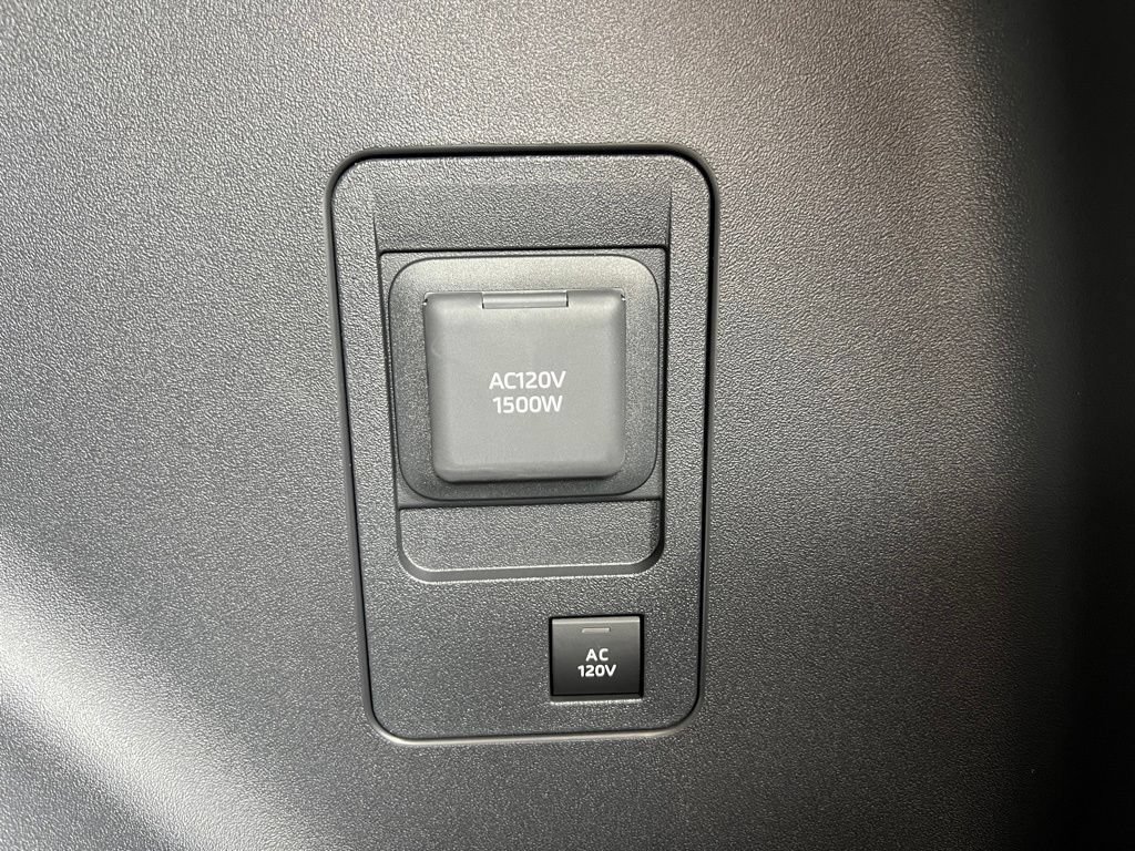 New 2026 Toyota C-HR AWD/4WD image 40