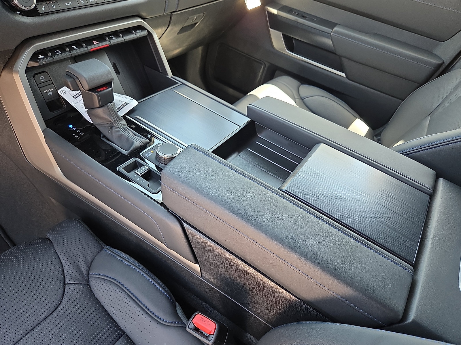 New 2026 Toyota Tundra Platinum AWD/4WD image 15