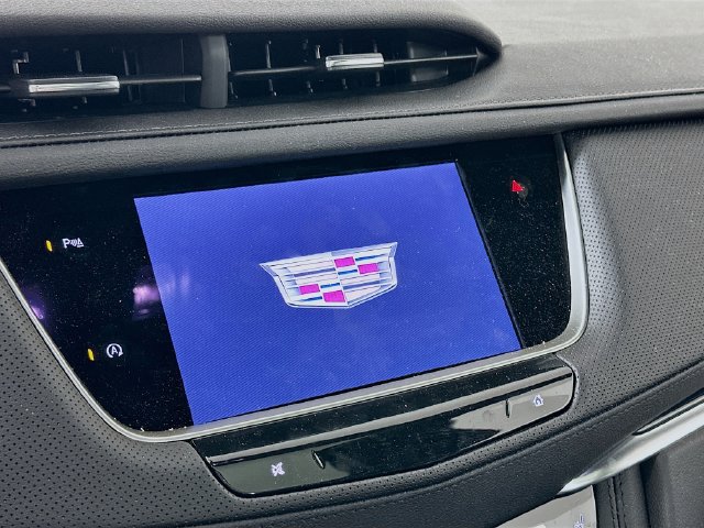 New 2025 Cadillac XT5 Premium Luxury AWD/4WD image 10