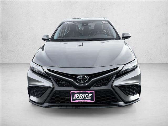 Used 2024 Toyota Camry SE FWD image 2