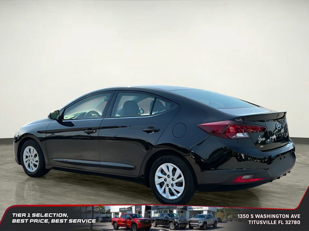 Used 2020 Hyundai Elantra SE FWD image 4