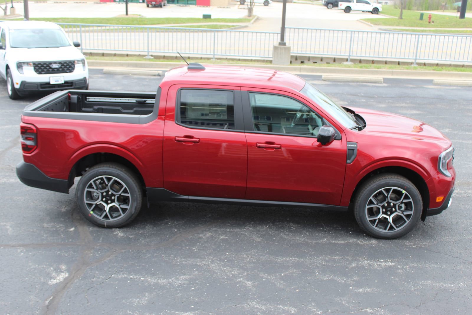 New 2026 Ford Maverick Lariat image 8