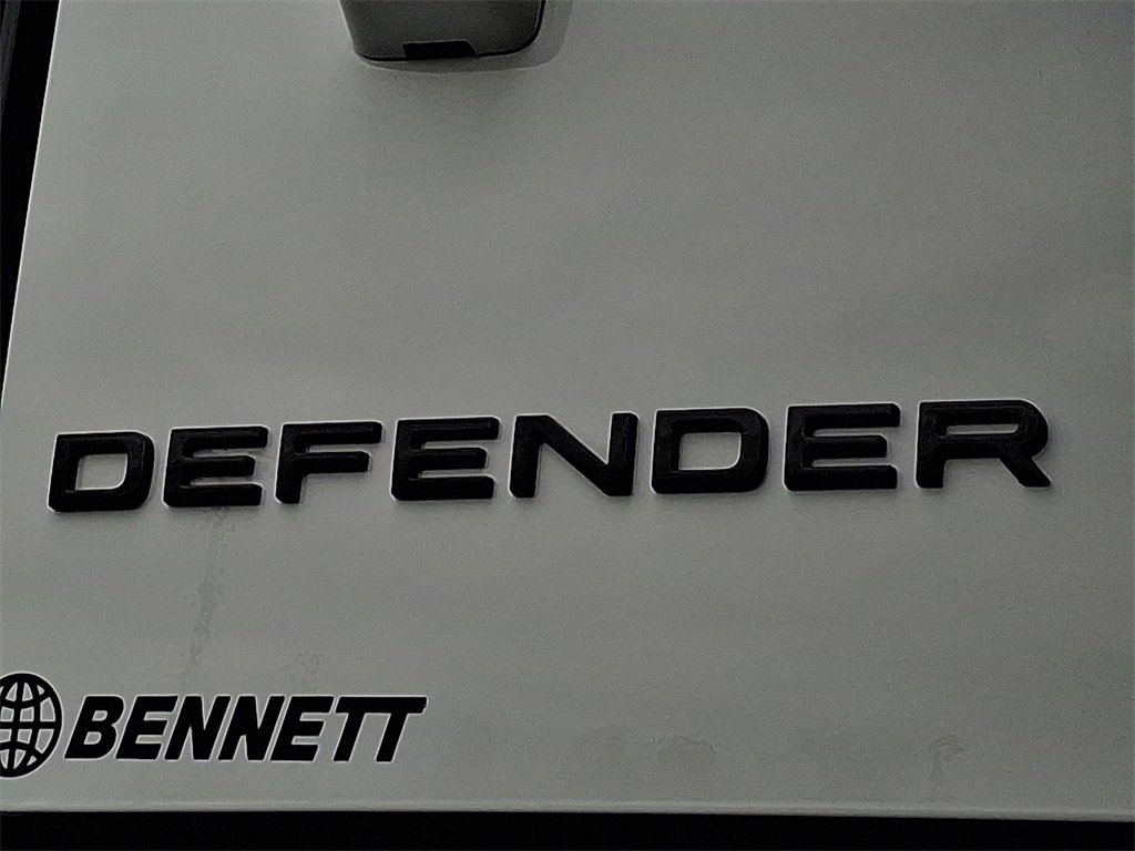 New 2026 Land Rover Defender 110 S image 20