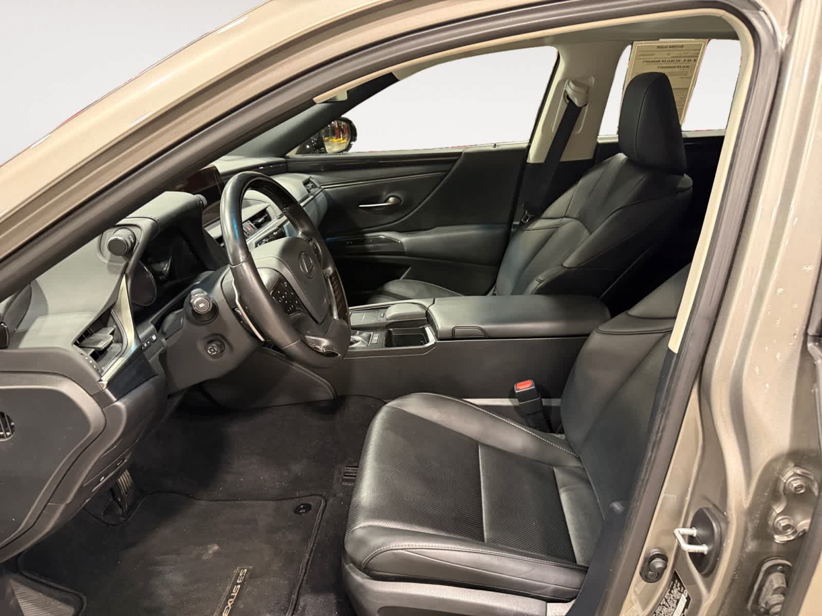 Used 2021 Lexus ES 350 w/ Premium Package FWD image 10