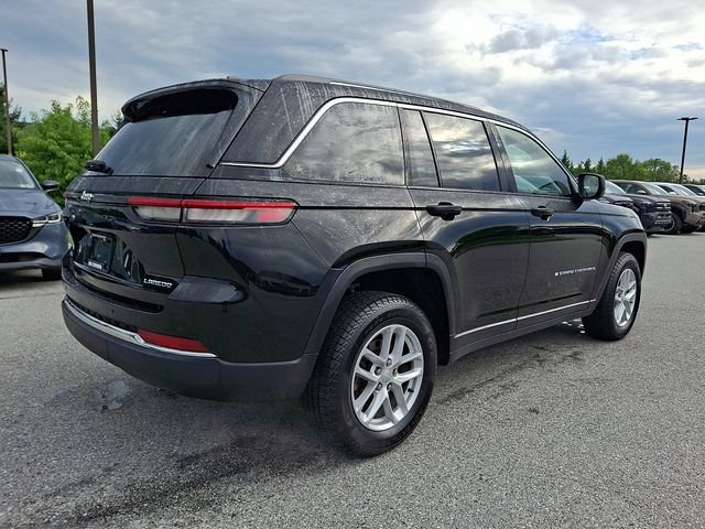 Used 2023 Jeep Grand Cherokee Laredo X AWD/4WD image 6