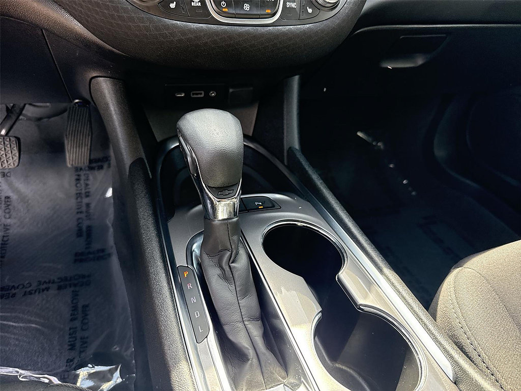 Used 2025 Chevrolet Malibu LT FWD image 14