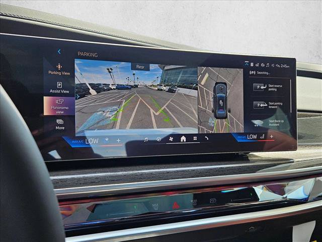 New 2026 BMW i7 xDrive60 AWD/4WD image 13