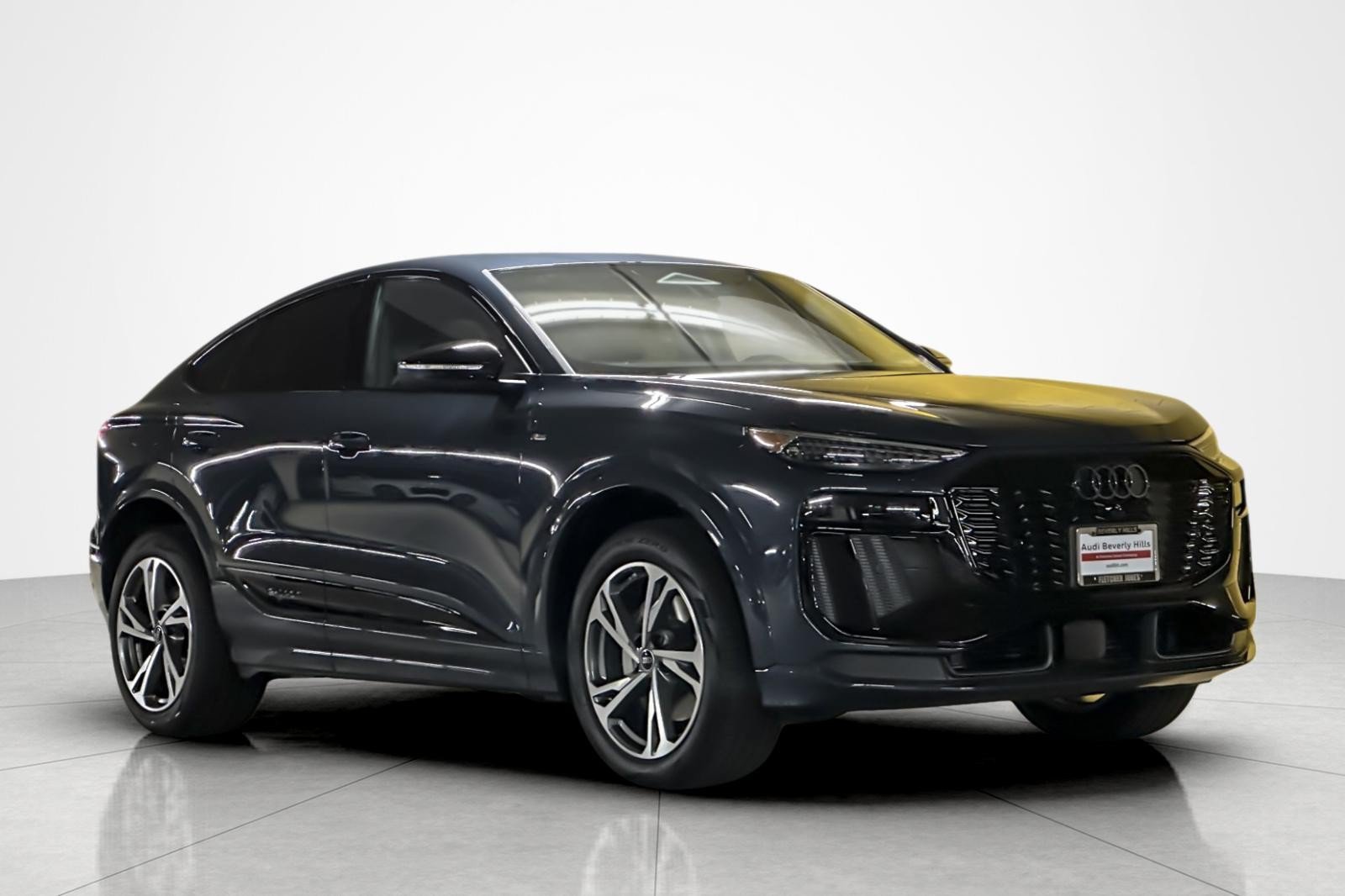New 2027 Audi Q6 e-tron Premium Plus AWD/4WD video 2