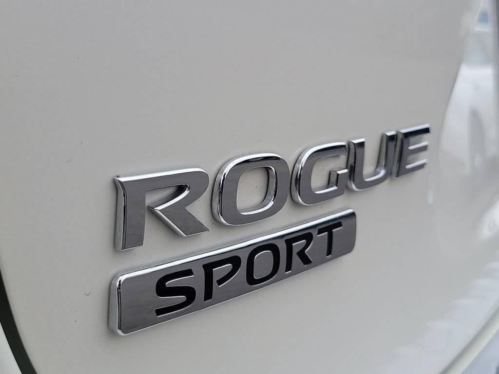 Used 2019 Nissan Rogue Sport SL FWD image 7