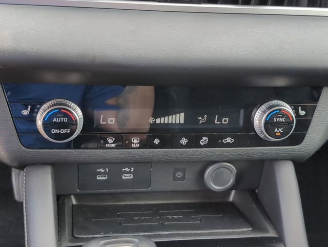 Used 2025 Mitsubishi Outlander SE FWD image 19